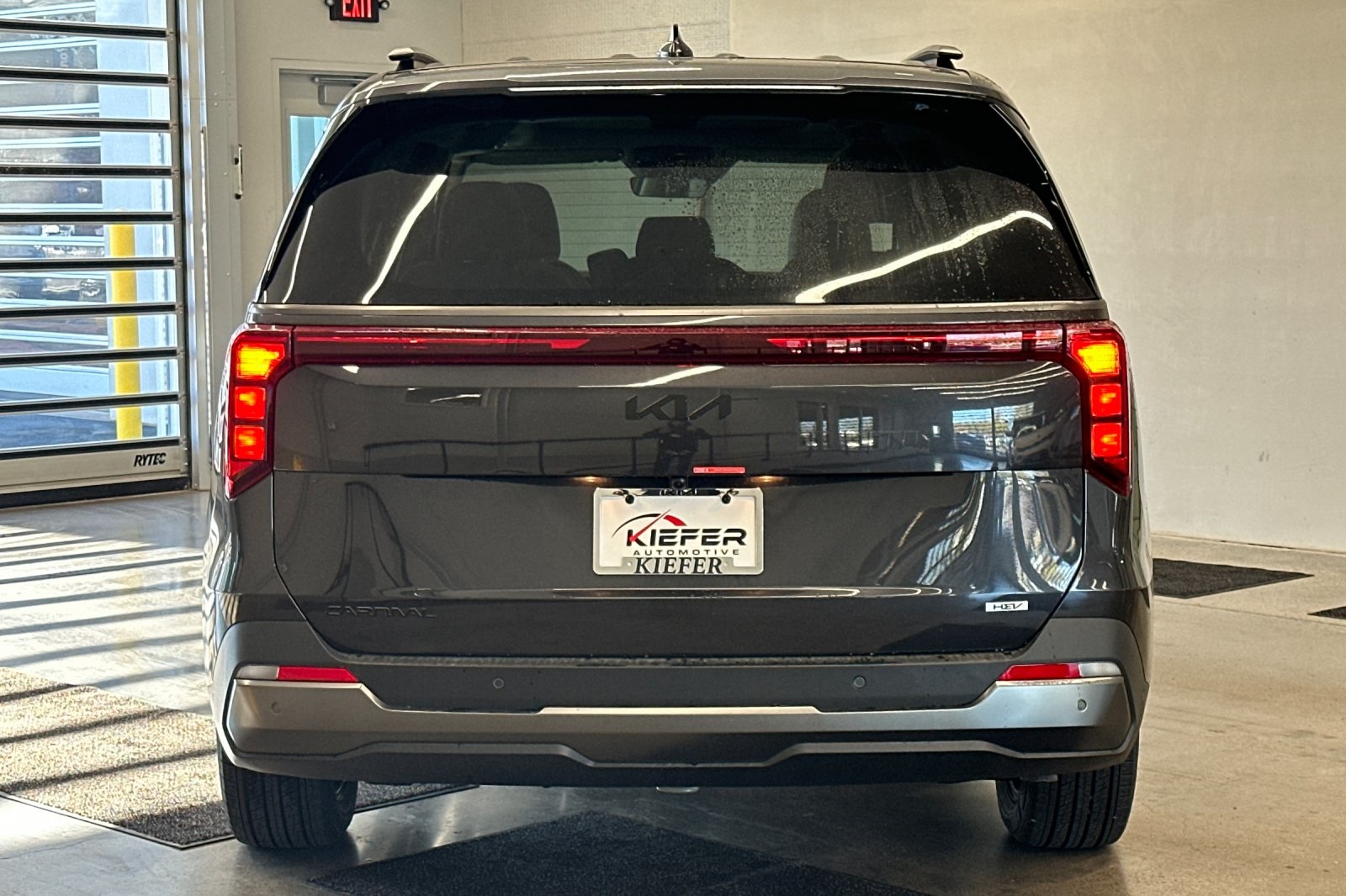 2026 Kia Carnival Hybrid SX Image 5 of 24