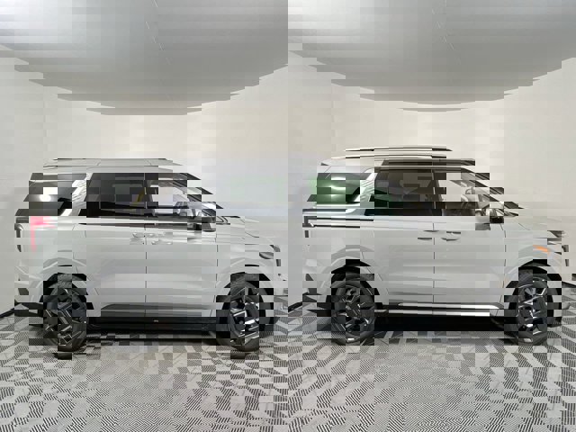 2026 Kia Carnival Hybrid SX Image 4 of 38