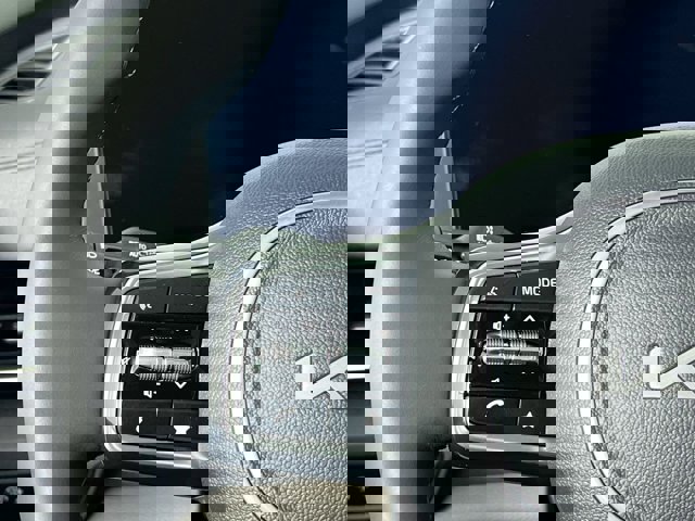 2026 Kia Carnival Hybrid SX Image 27 of 38