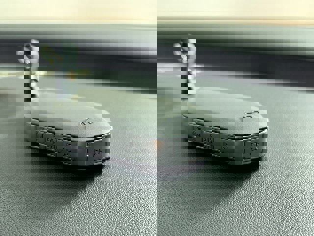 2026 Kia Carnival Hybrid SX Image 25 of 38