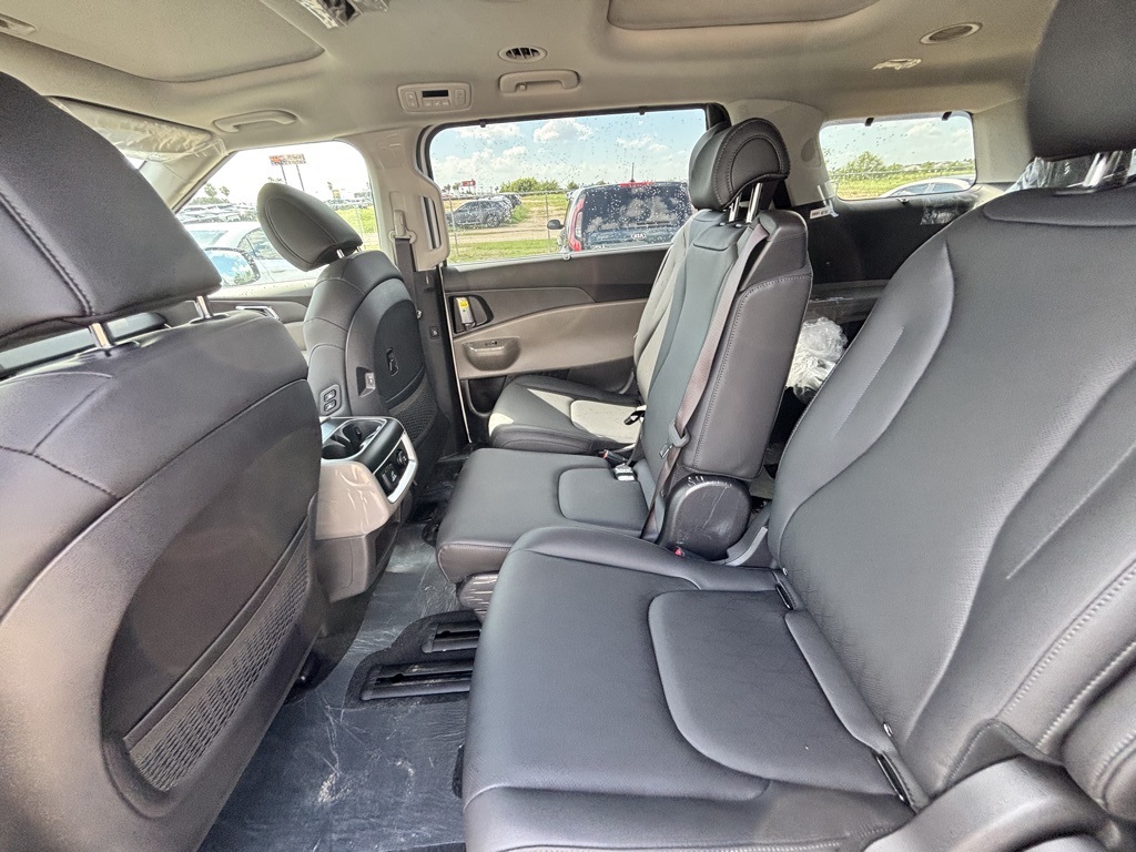 2026 Kia Carnival Hybrid SX Image 9 of 20