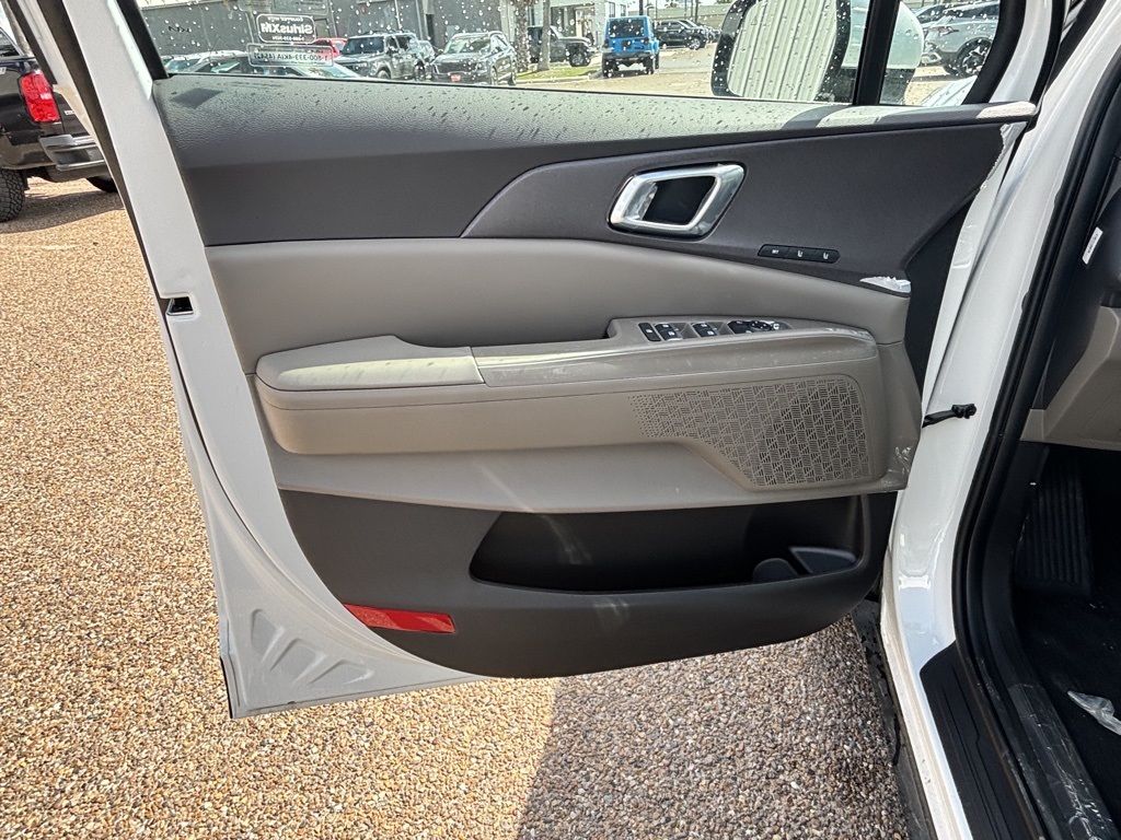 2026 Kia Carnival Hybrid SX Image 15 of 20