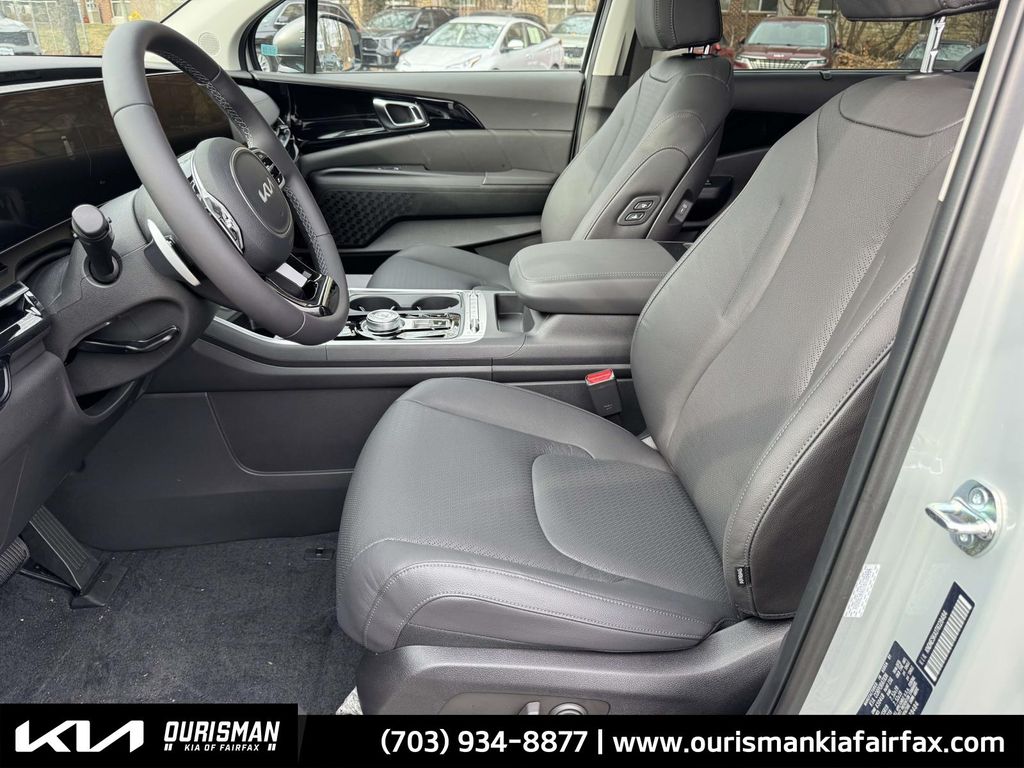 2026 Kia Carnival Hybrid SX Prestige Image 12 of 29