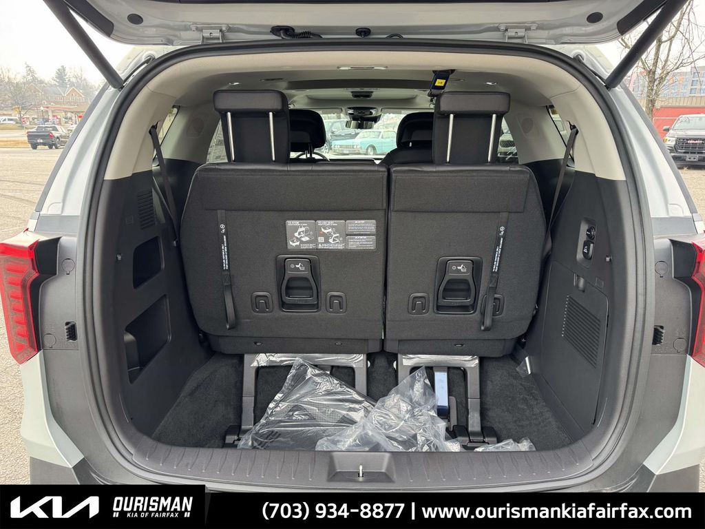 2026 Kia Carnival Hybrid SX Prestige Image 9 of 29