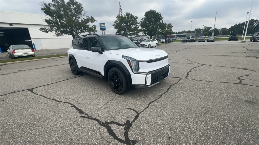 2026 Kia EV9 GT-Line Image 4 of 28