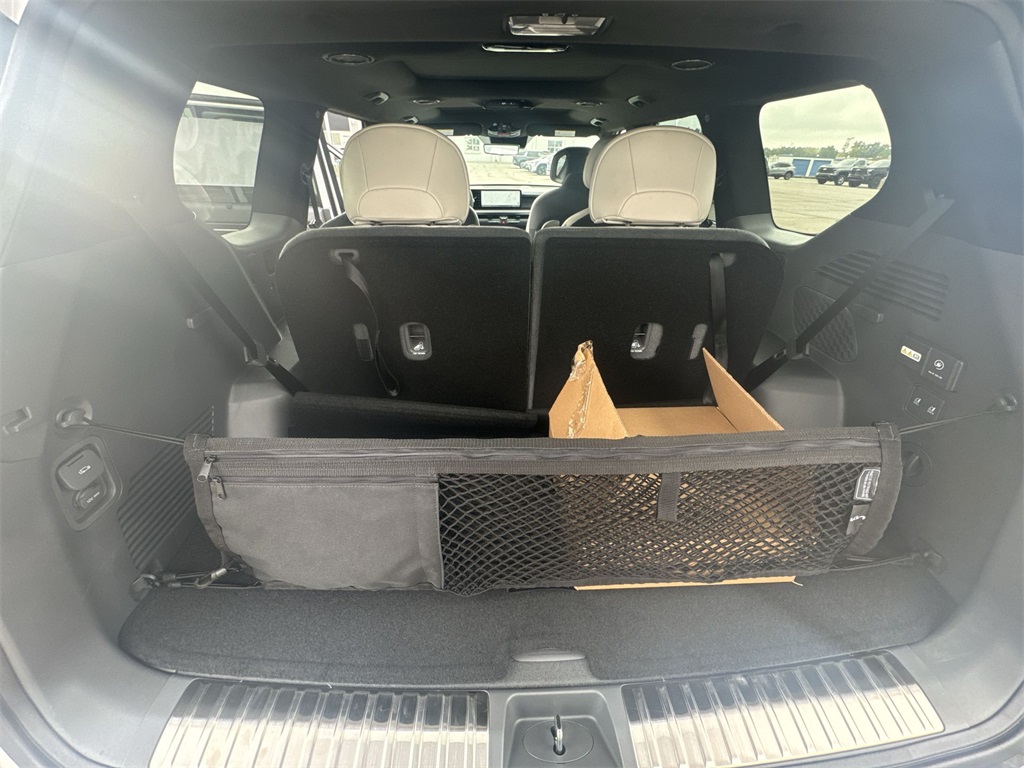 2026 Kia EV9 GT-Line Image 11 of 28