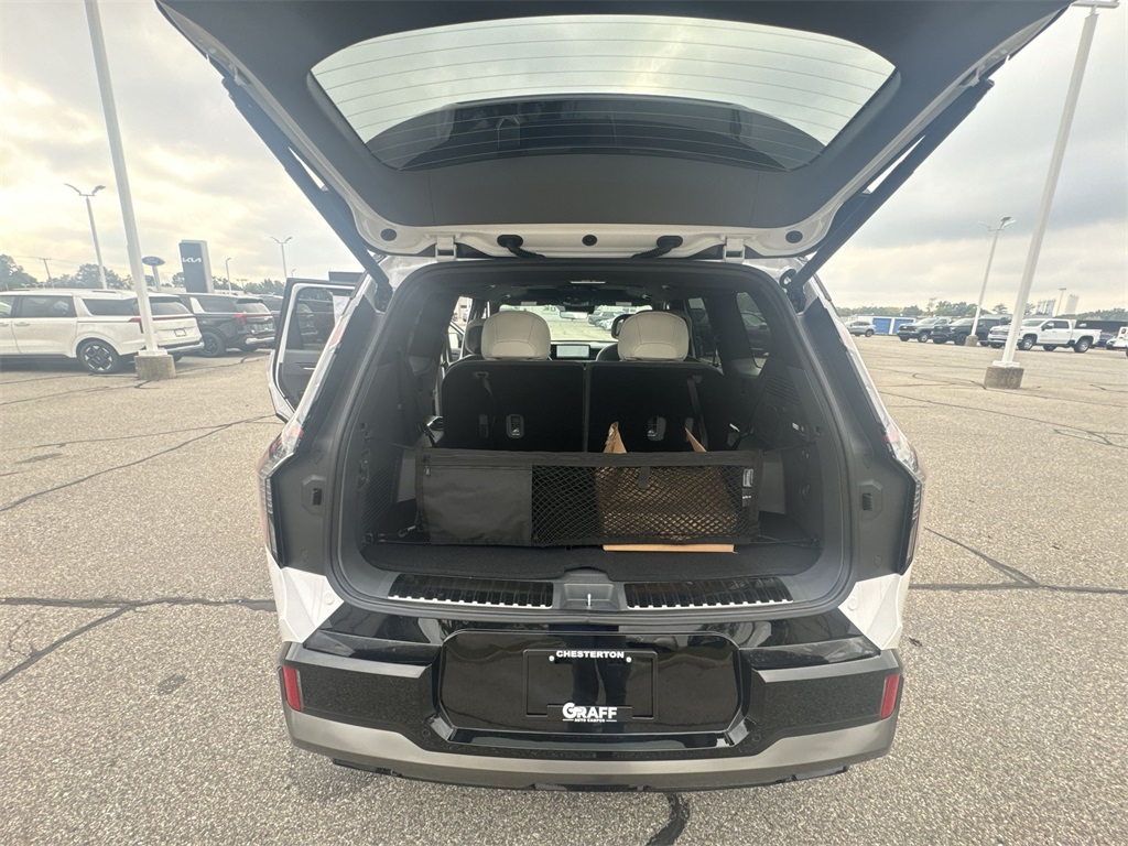 2026 Kia EV9 GT-Line Image 12 of 28