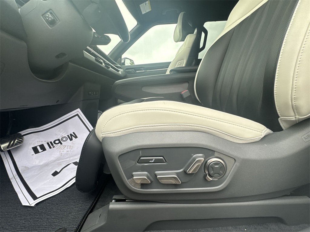 2026 Kia EV9 GT-Line Image 26 of 28