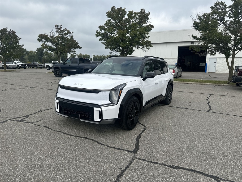 2026 Kia EV9 GT-Line Image 1 of 28