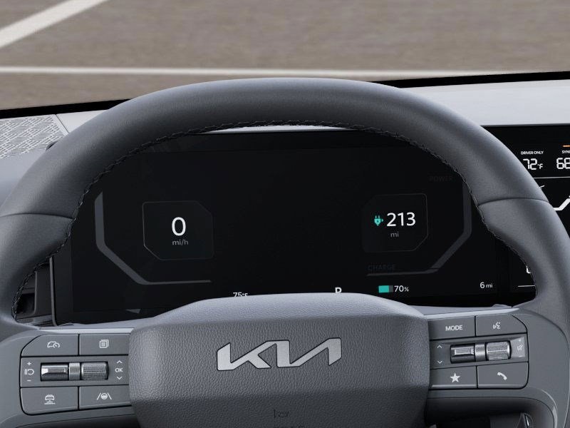 Vehicle image 21 of 36