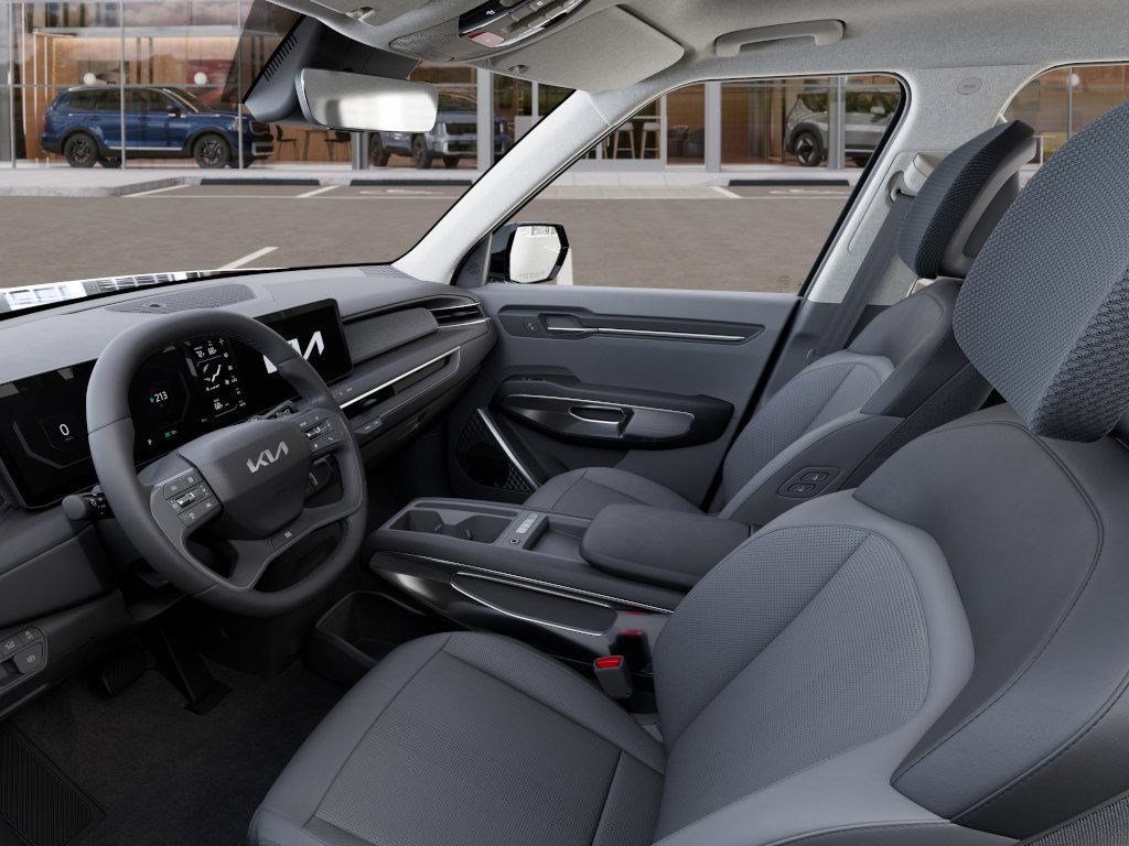 Vehicle image 17 of 36