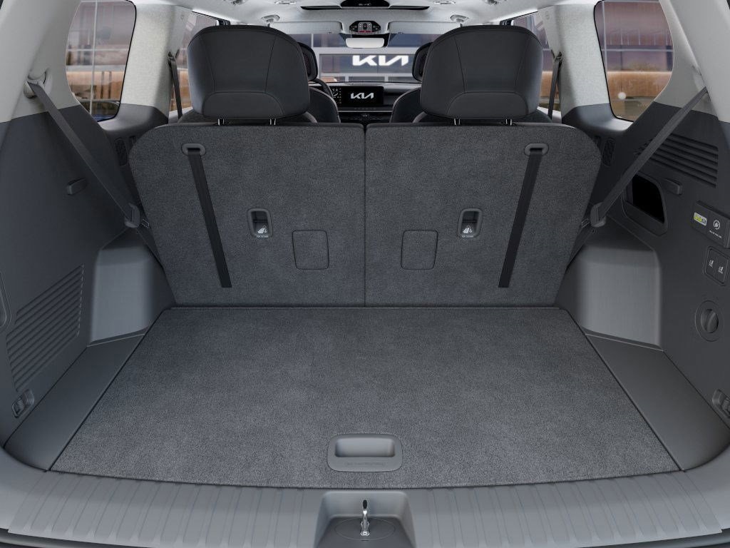 Vehicle image 19 of 36