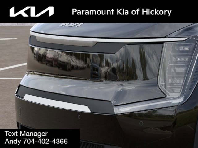 Vehicle image 19 of 27