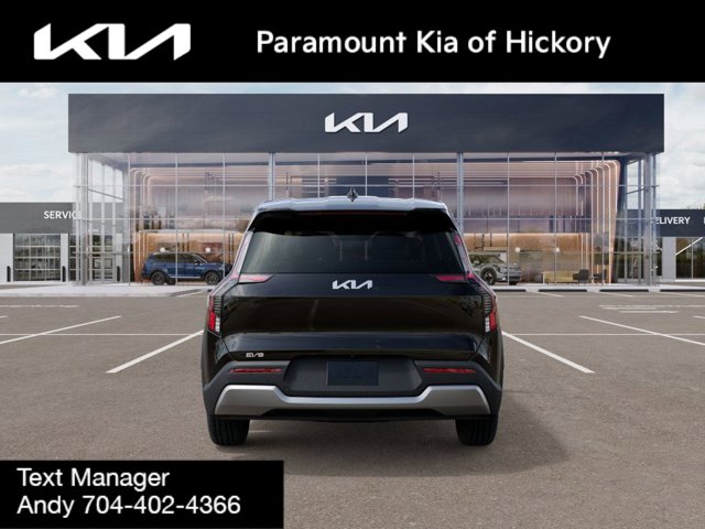 Vehicle image 7 of 27