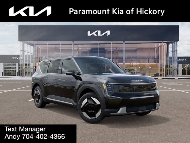 Vehicle image 4 of 27