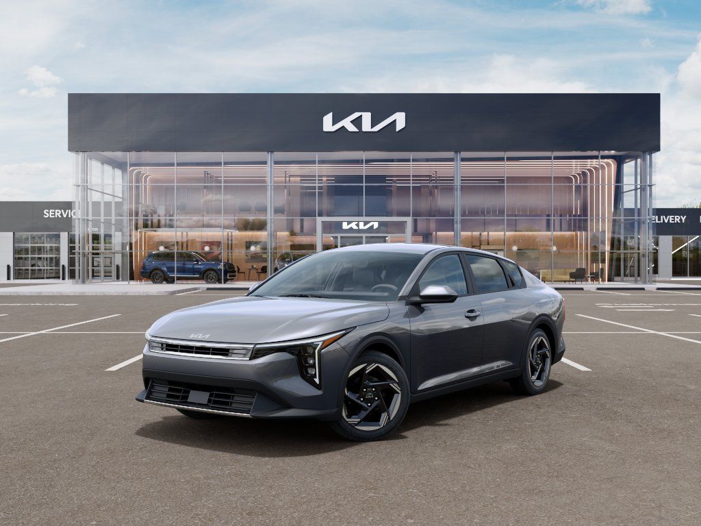 2026 Kia K4 EX Image 2 of 27