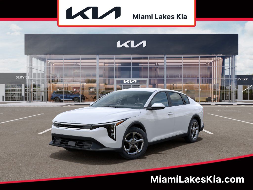 2026 Kia K4 LXS Image 2 of 27
