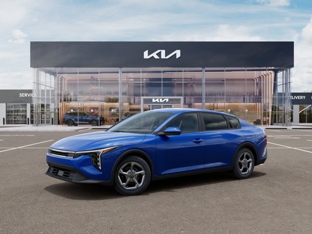 2026 Kia K4 LXS Image 2 of 27