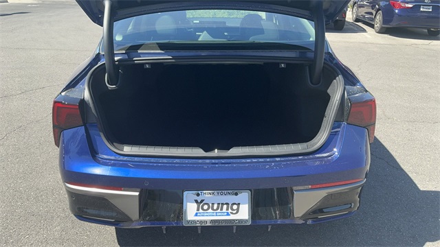 2026 Kia K5 EX Image 16 of 39