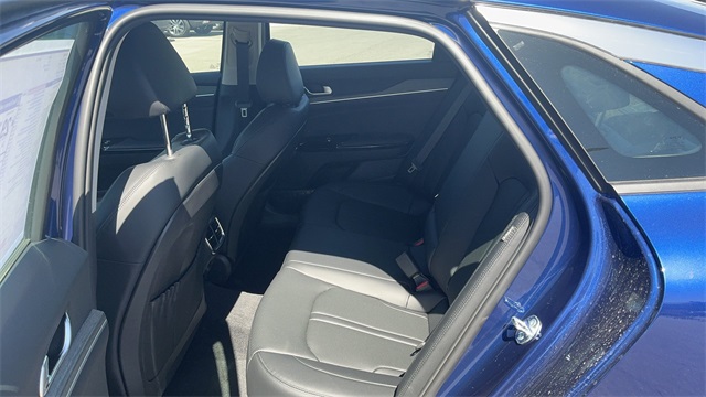 2026 Kia K5 EX Image 21 of 39