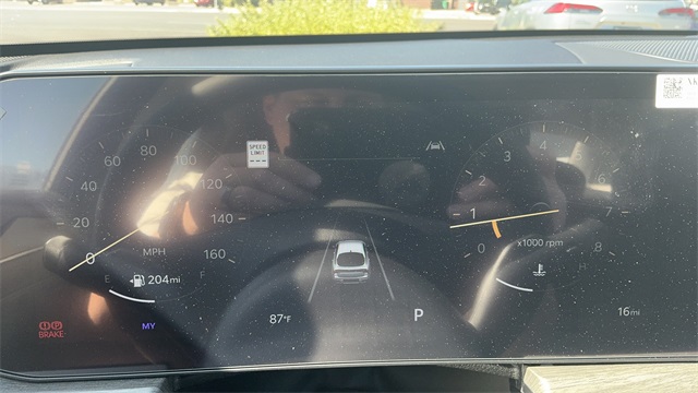 2026 Kia K5 EX Image 27 of 39