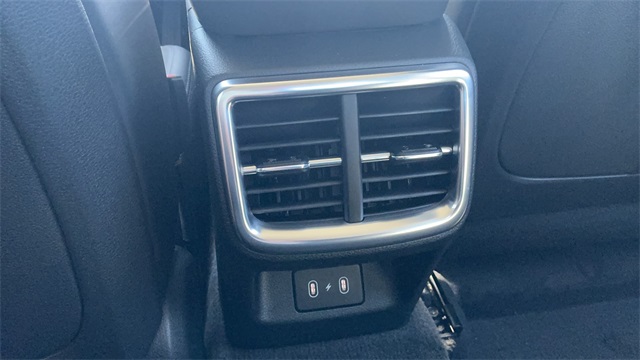 2026 Kia K5 EX Image 32 of 39