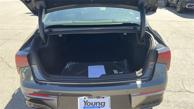 2026 Kia K5 EX Image 15 of 39