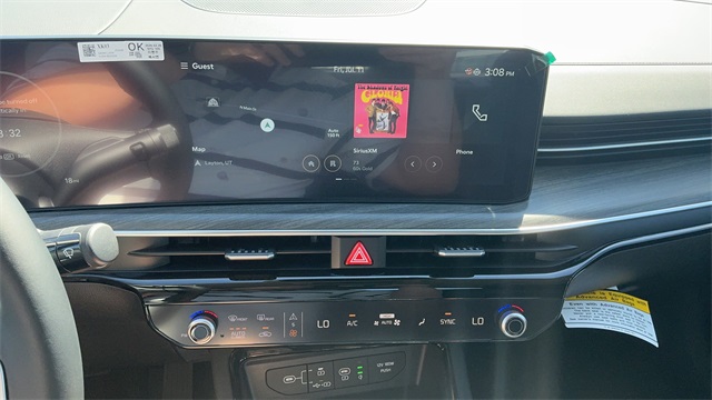 2026 Kia K5 EX Image 30 of 39