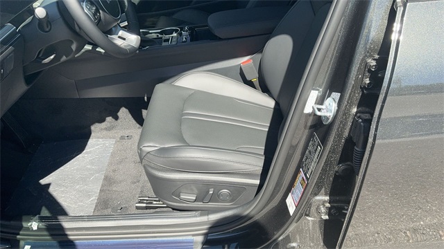 2026 Kia K5 EX Image 39 of 39