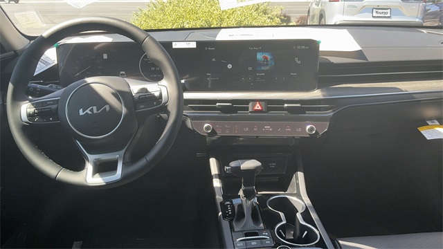 2026 Kia K5 EX Image 23 of 39