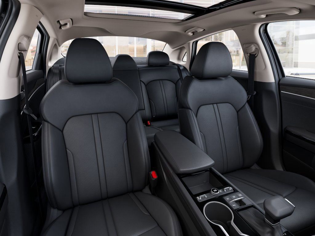 2026 Kia K5 EX Image 13 of 36