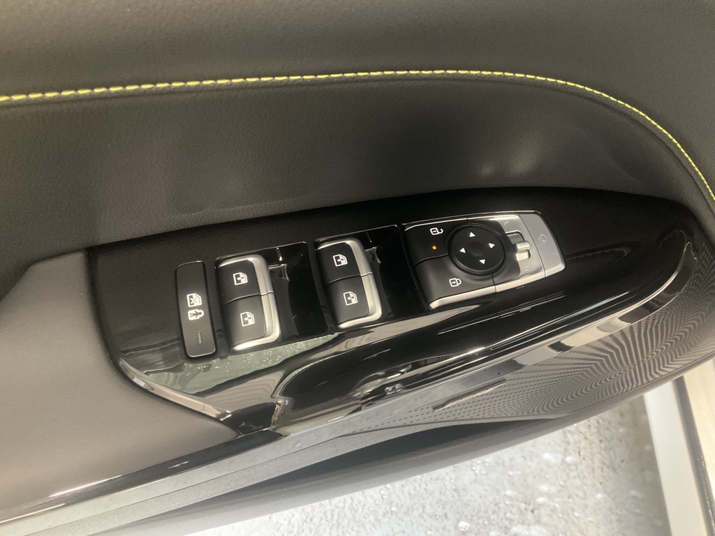 2026 Kia K5 GT Image 28 of 32