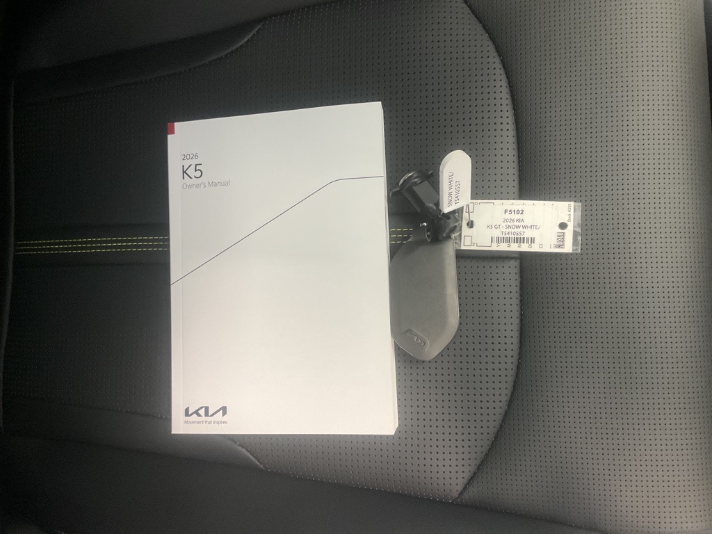 2026 Kia K5 GT Image 26 of 32