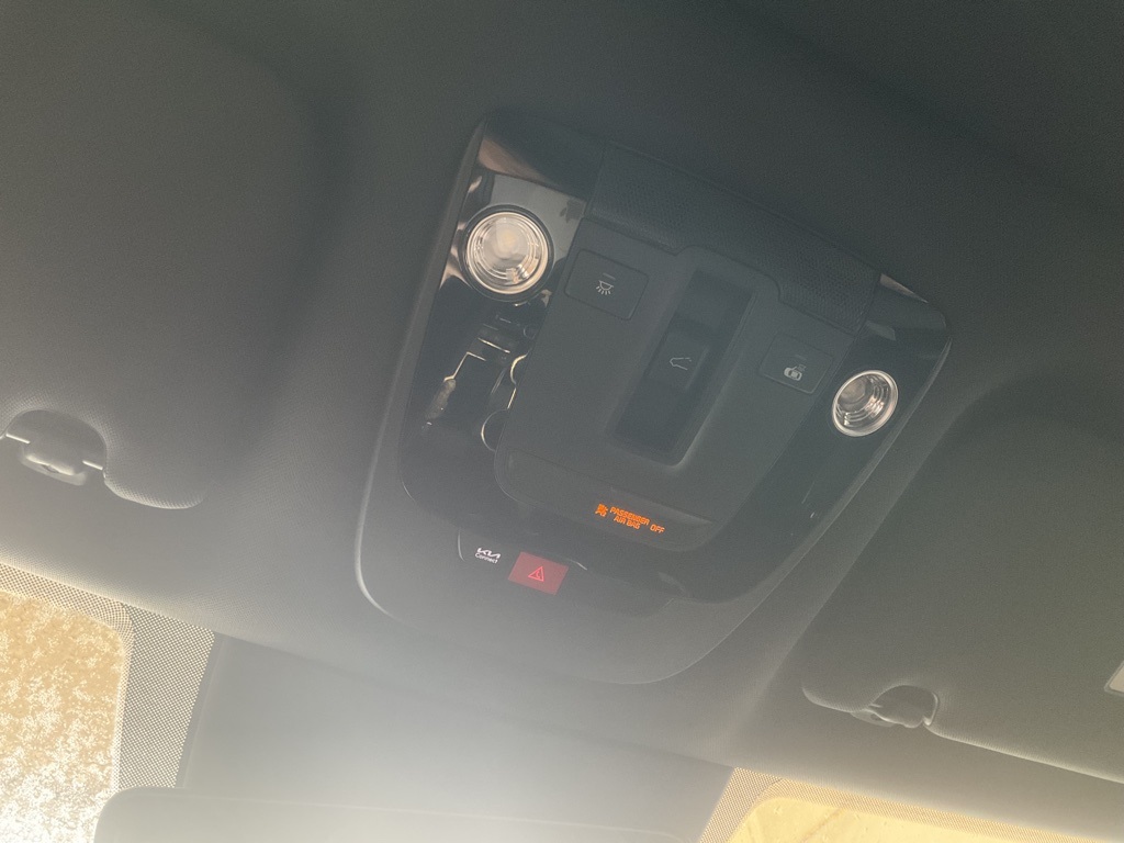 2026 Kia K5 GT Image 27 of 32