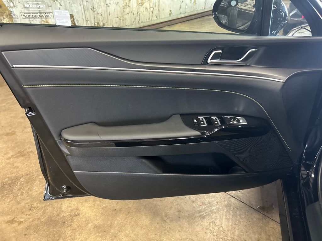 2026 Kia K5 GT Image 24 of 30