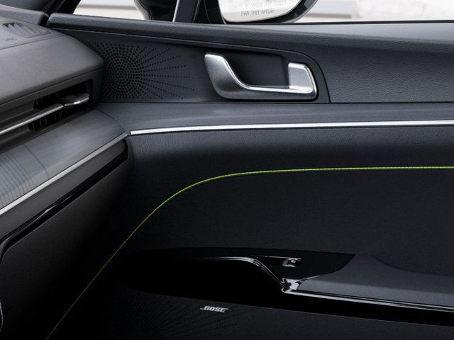 2026 Kia K5 GT Image 24 of 32