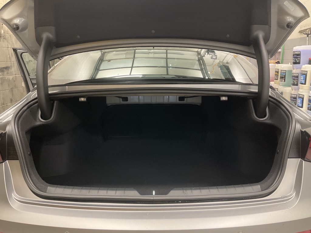 2026 Kia K5 GT Image 10 of 33