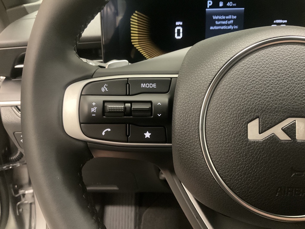 2026 Kia K5 GT Image 17 of 33