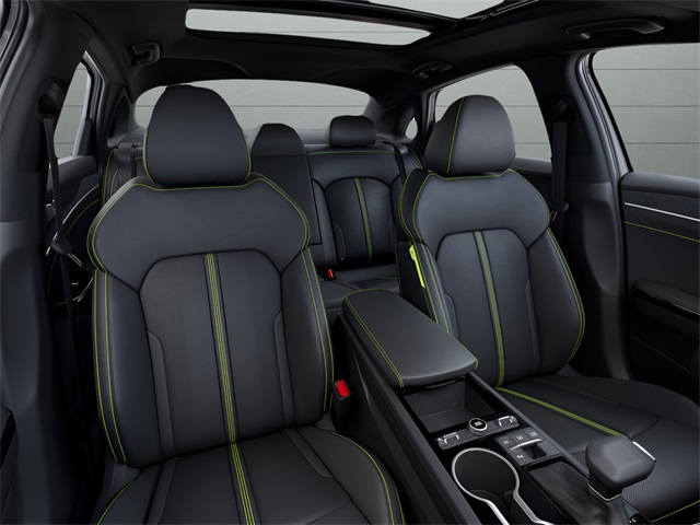 2026 Kia K5 GT Image 12 of 27