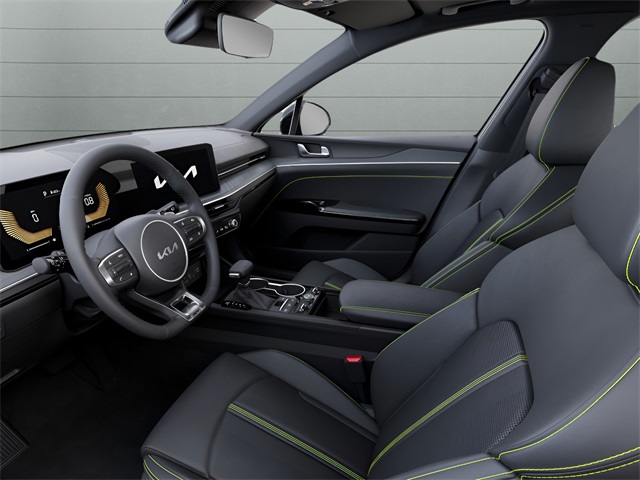 2026 Kia K5 GT Image 18 of 27