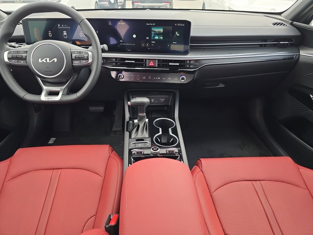 2026 Kia K5 GT-Line Image 16 of 36