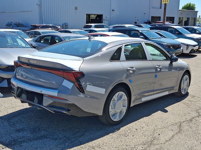 2026 Kia K5 GT-Line Image 3 of 4