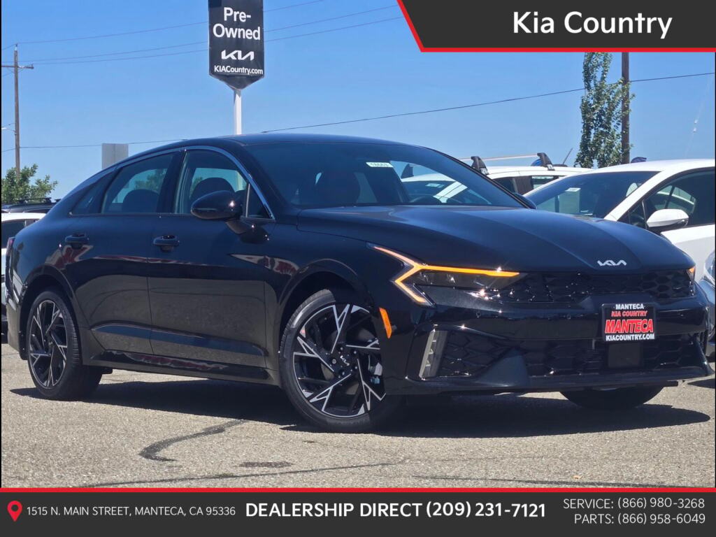 2026 Kia K5 GT-Line Image 1 of 21