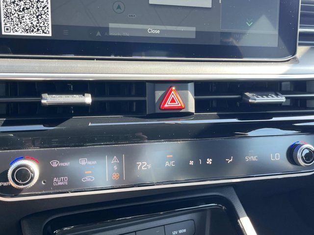 2026 Kia K5 GT-Line Image 18 of 33