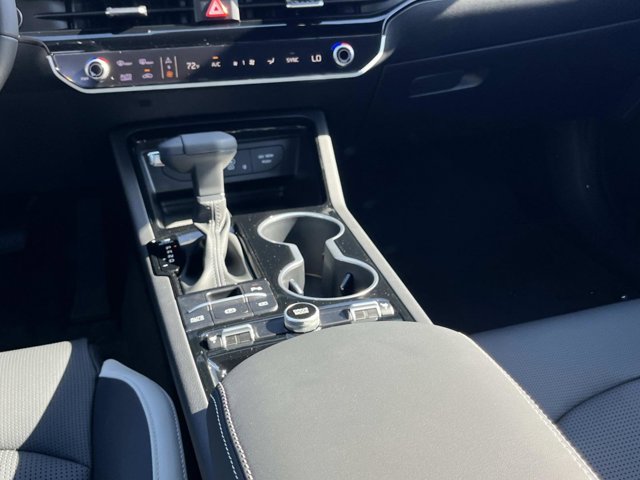 2026 Kia K5 GT-Line Image 19 of 33