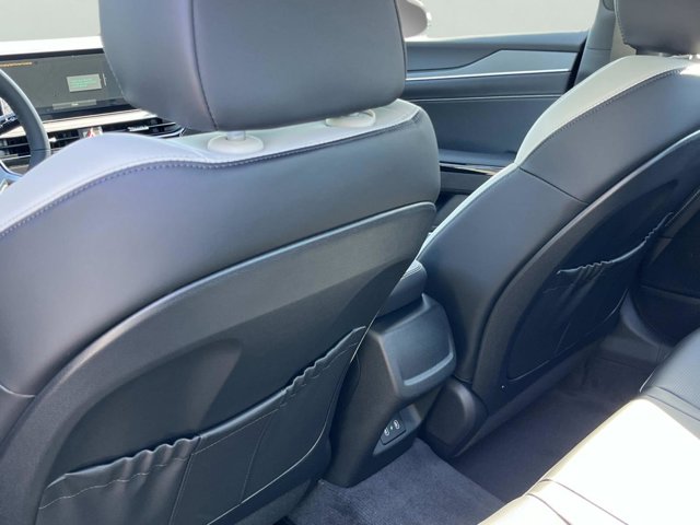 2026 Kia K5 GT-Line Image 13 of 33