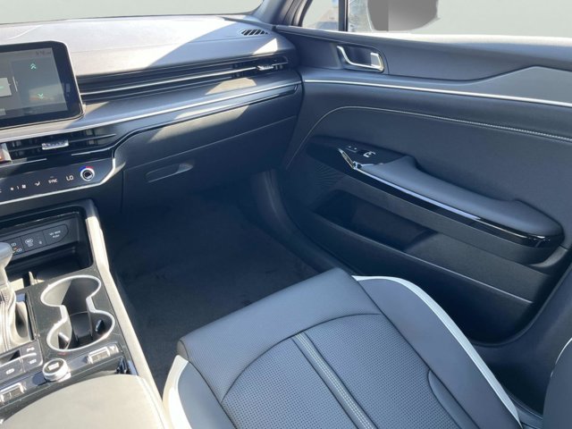2026 Kia K5 GT-Line Image 31 of 33