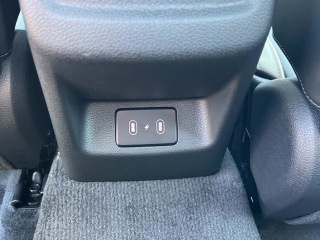 2026 Kia K5 GT-Line Image 24 of 33