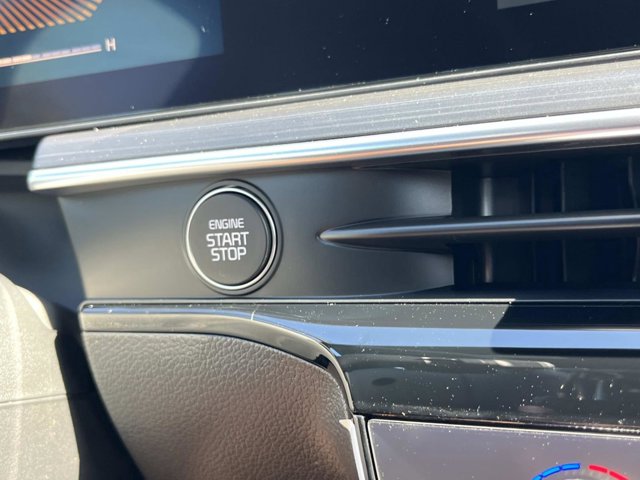 2026 Kia K5 GT-Line Image 22 of 33