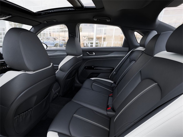 2026 Kia K5 GT-Line Image 14 of 27